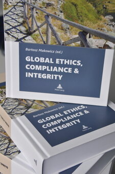 Global_Ethics_Umschlag ©Bartosz Jagura